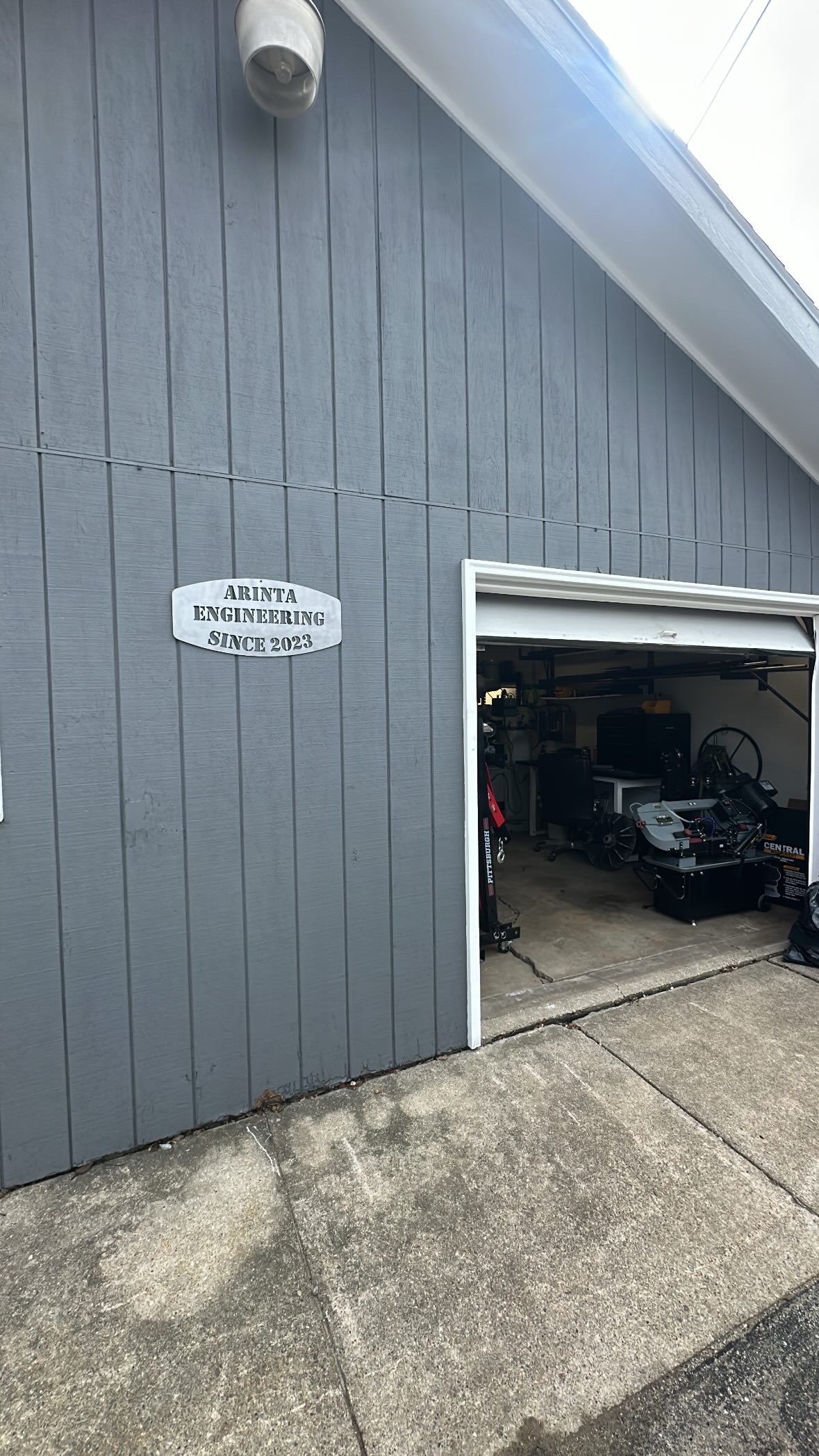 Arinta Engineering shop exterior with Since 2023 sign